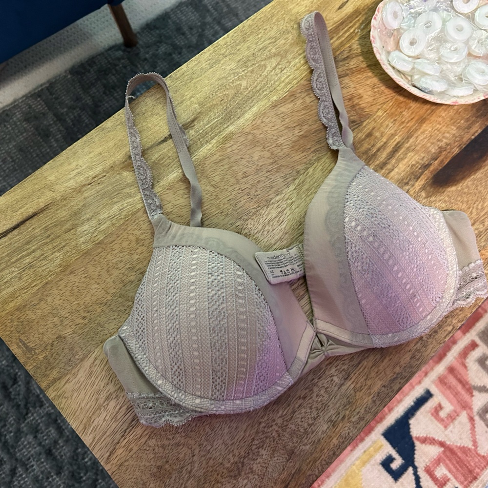 Maidenform Lace Detail Bra in Taupe